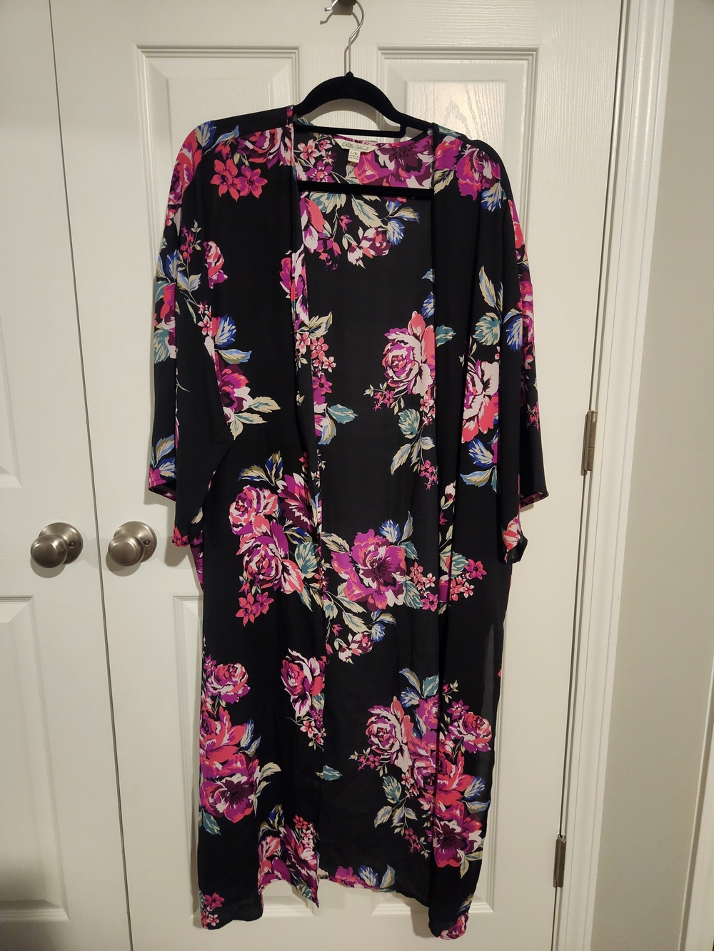 The Pioneer Woman Black Maxi Kimono with Pink & Purple Floral Print